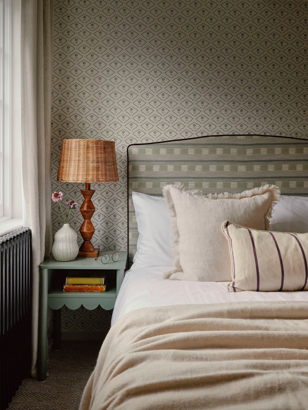 Park Lane, Chelsea | Second bedroom | Interior Designers